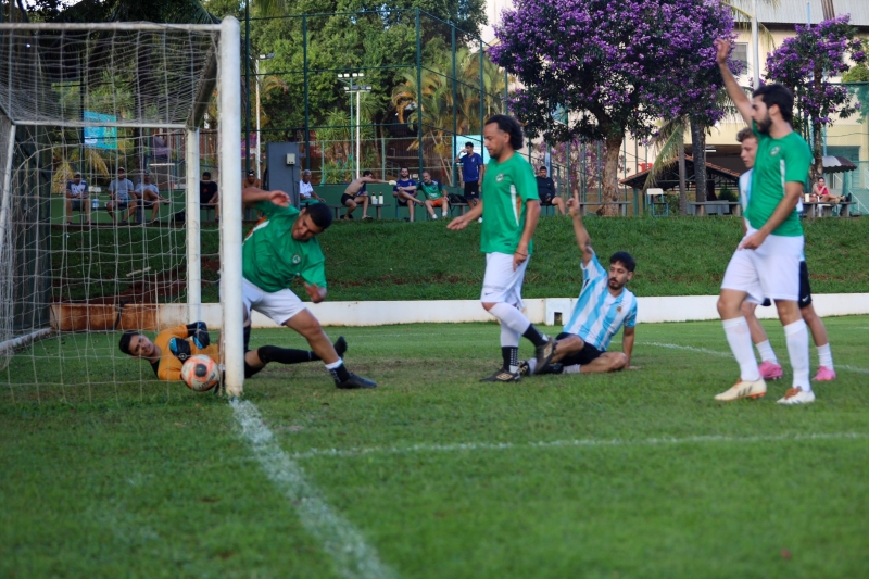 Noticia terceira-rodada-do-torneio-de-pelada-e-marcada-por-goleadas-e-jogos-decisivos